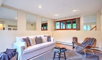 6 Birch St, Johnston, RI 02919