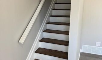 285 Mt Hope Dr, Albany, NY 12202