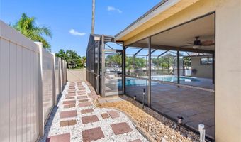 727 FLAMINGO Dr, Apollo Beach, FL 33572