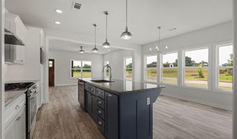 801 Avondale Dr, Alma, AR 72921