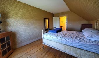 762 McLaren Hill Rd, Barnet, VT 05821