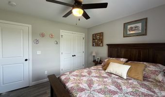 127 Hidden Valley Dr, Bardstown, KY 40004