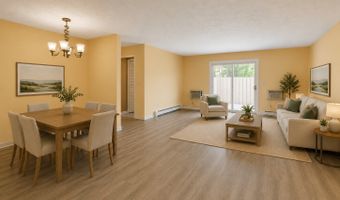 132 Sutton Pl 132, Bloomfield, CT 06002