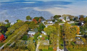 4441 Lake Rd W, Ashtabula, OH 44004