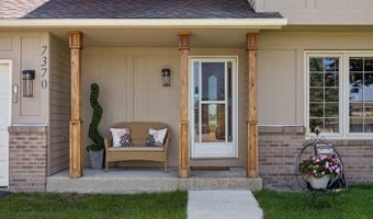 7370 158th St W, Apple Valley, MN 55124
