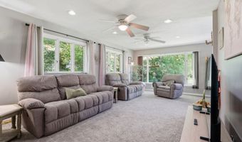1112 North Dr, Anderson, IN 46011