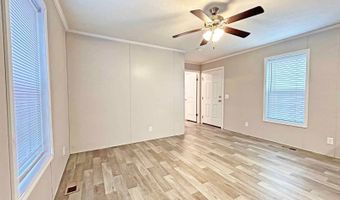 7055 Quarry Rd 59, Amherst, OH 44001