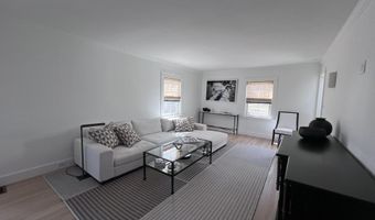 66 Howard St, Bangor, ME 04401
