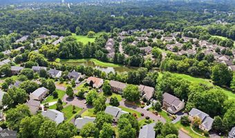 1034 GLENDEVON Dr, Ambler, PA 19002