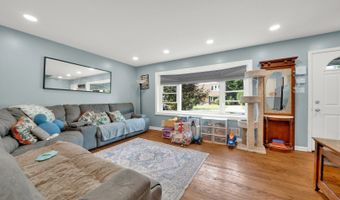 11553 S Joalyce Dr, Alsip, IL 60803