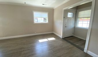 543 SPRUCE St, Brookings, OR 97415