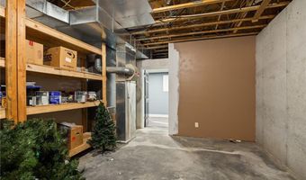 10700 SE Crabapple Rd, Agency, MO 64401