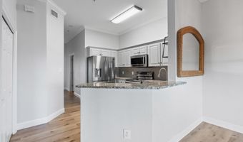 4507 Furling Ln 302, Destin, FL 32541