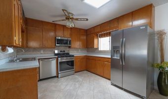 140 W Yale Dr, Benson, AZ 85602