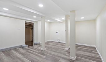 305 McCormack Rd, Albany, NY 12208