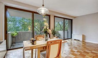 4141 N HENDERSON Rd 322, Arlington, VA 22203