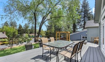 2807 NE Lotno Dr, Bend, OR 97701