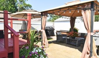 170 Bray Ave, Middletown, NJ 07748