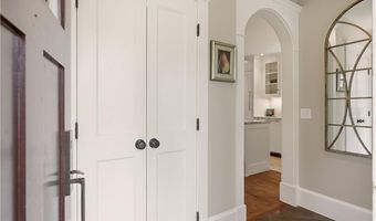 11 Opechee Dr, Barrington, RI 02806