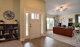 885 BARKLEY Dr, Alabaster, AL 35007