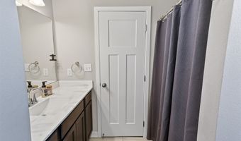 2624 21st St SW, Altoona, IA 50009