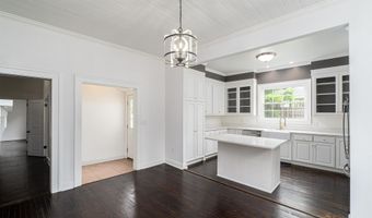 1800 Pine Creek Ave, Camden, SC 29020