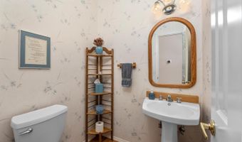 500 NW PACIFIC GROVE Dr, Beaverton, OR 97006