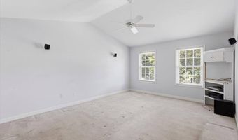 477 Redwood Forest Dr, Ballwin, MO 63021