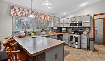 908 Cram Ln, Albion, MI 49224