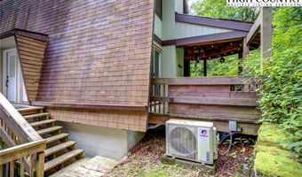 64 Creekside Dr A, Banner Elk, NC 28604
