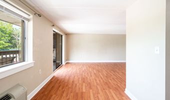 126 Triangle St APT B33, Danbury, CT 06810