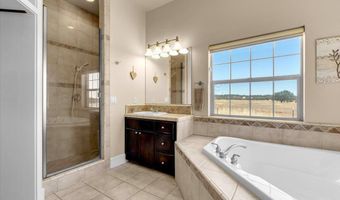 4905 Parkville Rd, Anderson, CA 96007