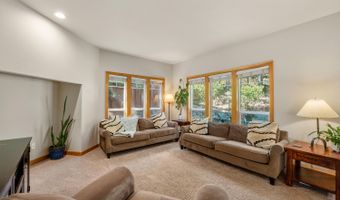 335 NW 17th St, Bend, OR 97701