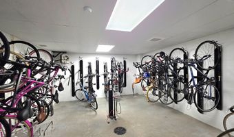 737 SWANN Ave 308, Alexandria, VA 22301