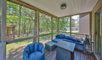 179 Chippewa Trl, Albrightsville, PA 18210