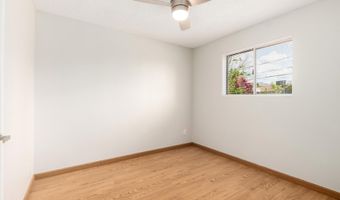 1985 S Plaza Dr, Apache Junction, AZ 85120