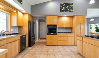 36608 N 140 Pr NW, Benton City, WA 99320