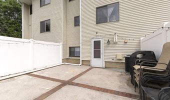 192 Clubhouse Dr, Middletown, NJ 07748