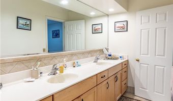2442 Lisa Ln, Allentown, PA 18104