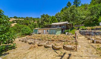 1250 Zenia Bluff Rd, Alderpoint, CA 95511