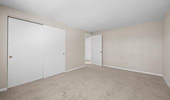 700 Auber Ridge Ct, Ballwin, MO 63011