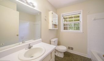 160-162 Jockey Clb, Athens, GA 30605