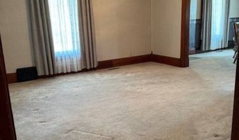 813 16th St, Aurora, NE 68818