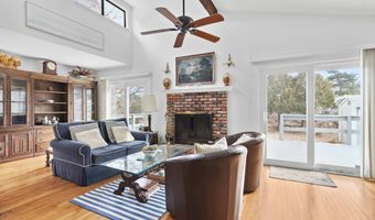 28 Leeton Rd, Amagansett, NY 11930