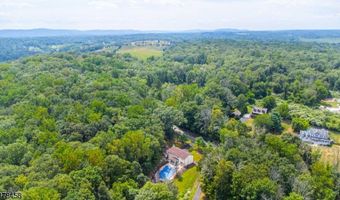 33 Huntsville Rd, Andover, NJ 07860