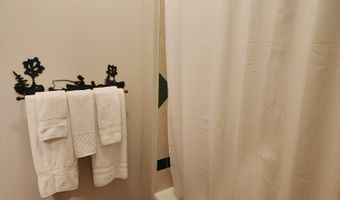 1-13 Maple Cres 13, Alloway, NJ 07462