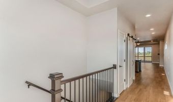785 Clover Hill Dr, North Liberty, IA 52317