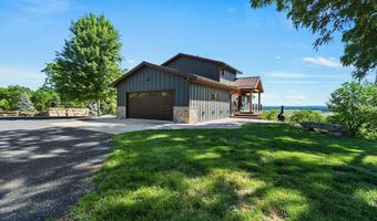 7040 Loy Rd, Arena, WI 53503