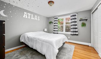 284 Bragg's Ln, Barnstable, MA 02630