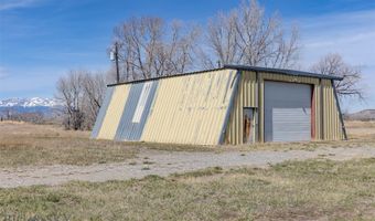 297 Big Timber Loop Rd, Big Timber, MT 59011
